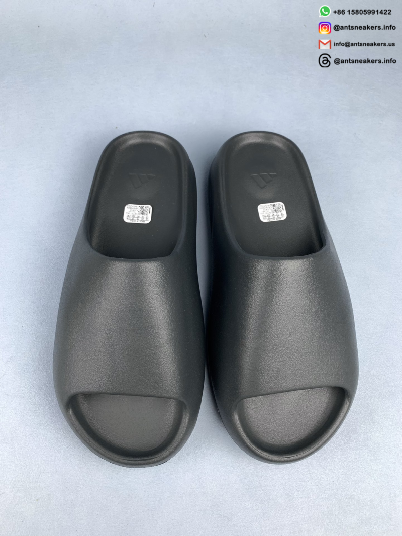 Yeezy Slides 'Granite' ID4132